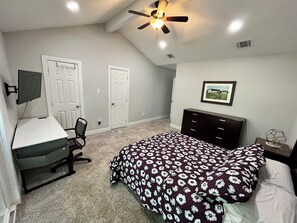 2 Schlafzimmer, Bügeleisen/Bügelbrett, WLAN, Bettwäsche