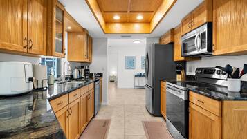 Microwave, oven, stovetop, dishwasher