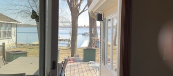 4-bedroom Cabin on Beautiful Eagle Lake in the Willmar Area