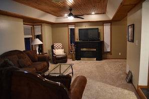 TV, fireplace, DVD player