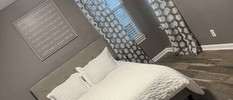 3 dormitorios, tabla de planchar con plancha, wifi y ropa de cama