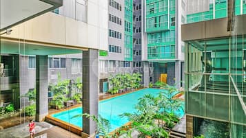 Piscina a l'aire lliure