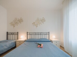 2 bedrooms, Internet