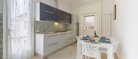 Fridge, microwave, oven, dishwasher