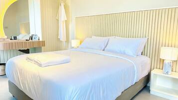 Mira Maya Villa | 4 bedrooms, desk, free WiFi