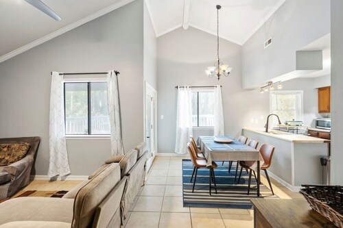 Wildwood Sanctuary Hubert