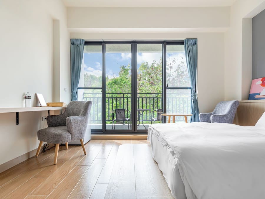 Twin Room with Balcony | Blackout drapes, free WiFi, bed sheets