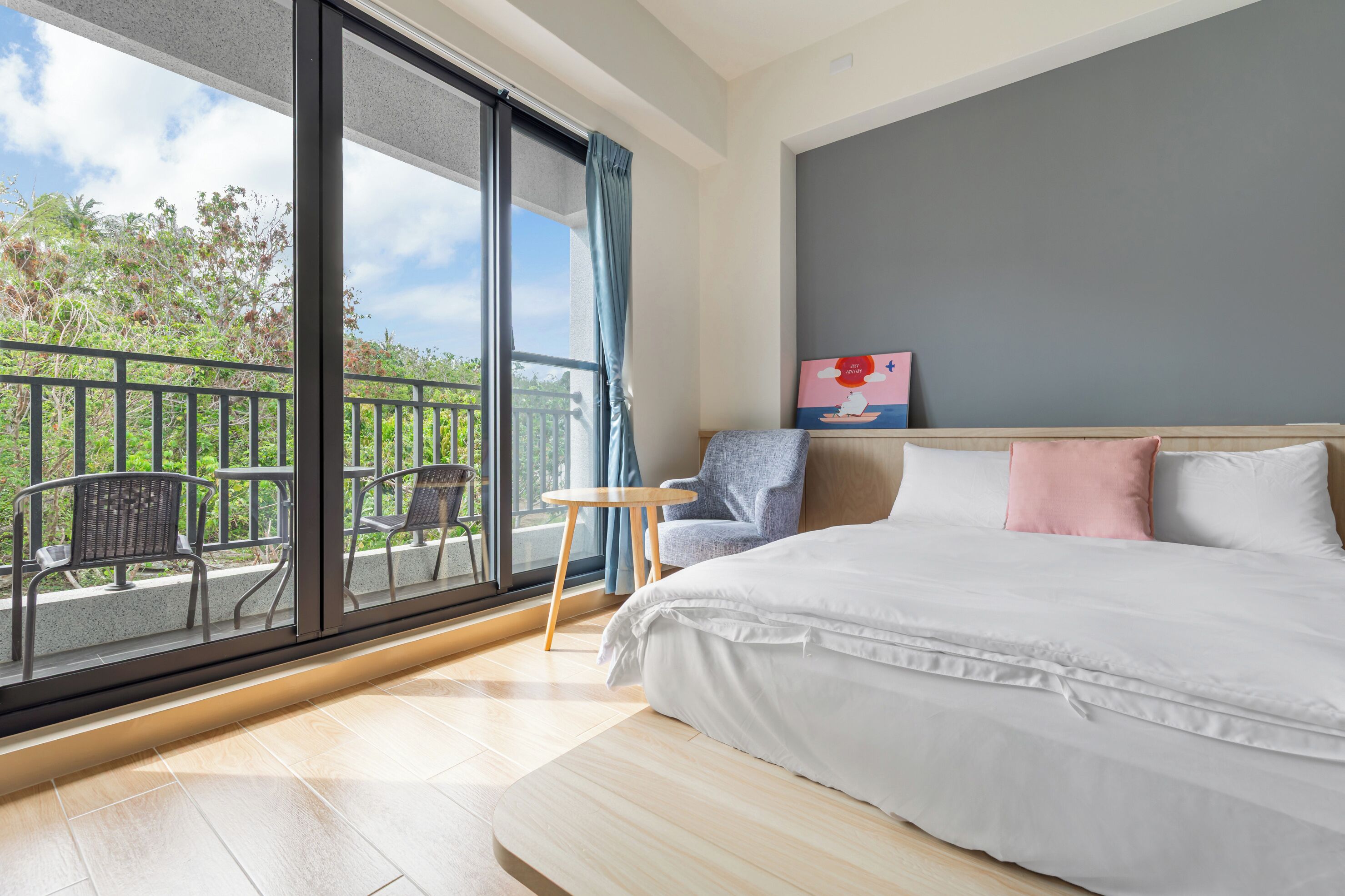 Twin Room with Balcony | Blackout curtains, free WiFi, bed sheets