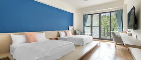 Twin Room with Balcony | Blackout drapes, free WiFi, bed sheets