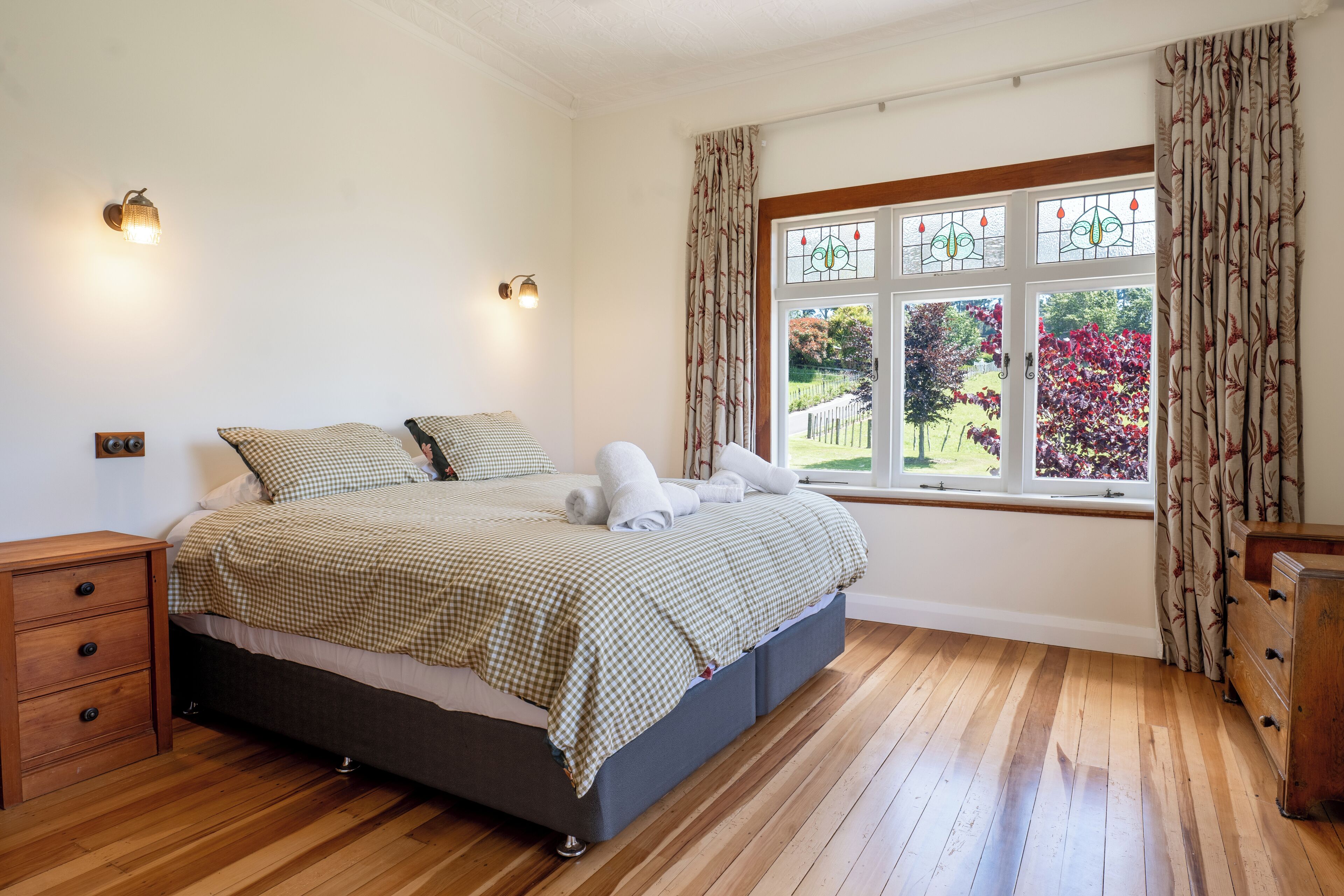 4 chambres, fer et planche à repasser, Wi-Fi gratuit, draps fournis