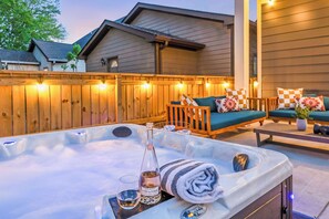 Baignoire à remous extérieure