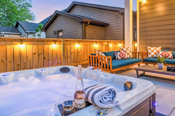 Baignoire à remous extérieure