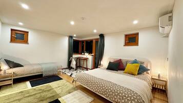 3 bedrooms, WiFi, bed sheets