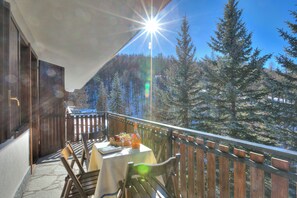 Outdoor dining - Appartamento Il Rio (Sauze d'Oulx)