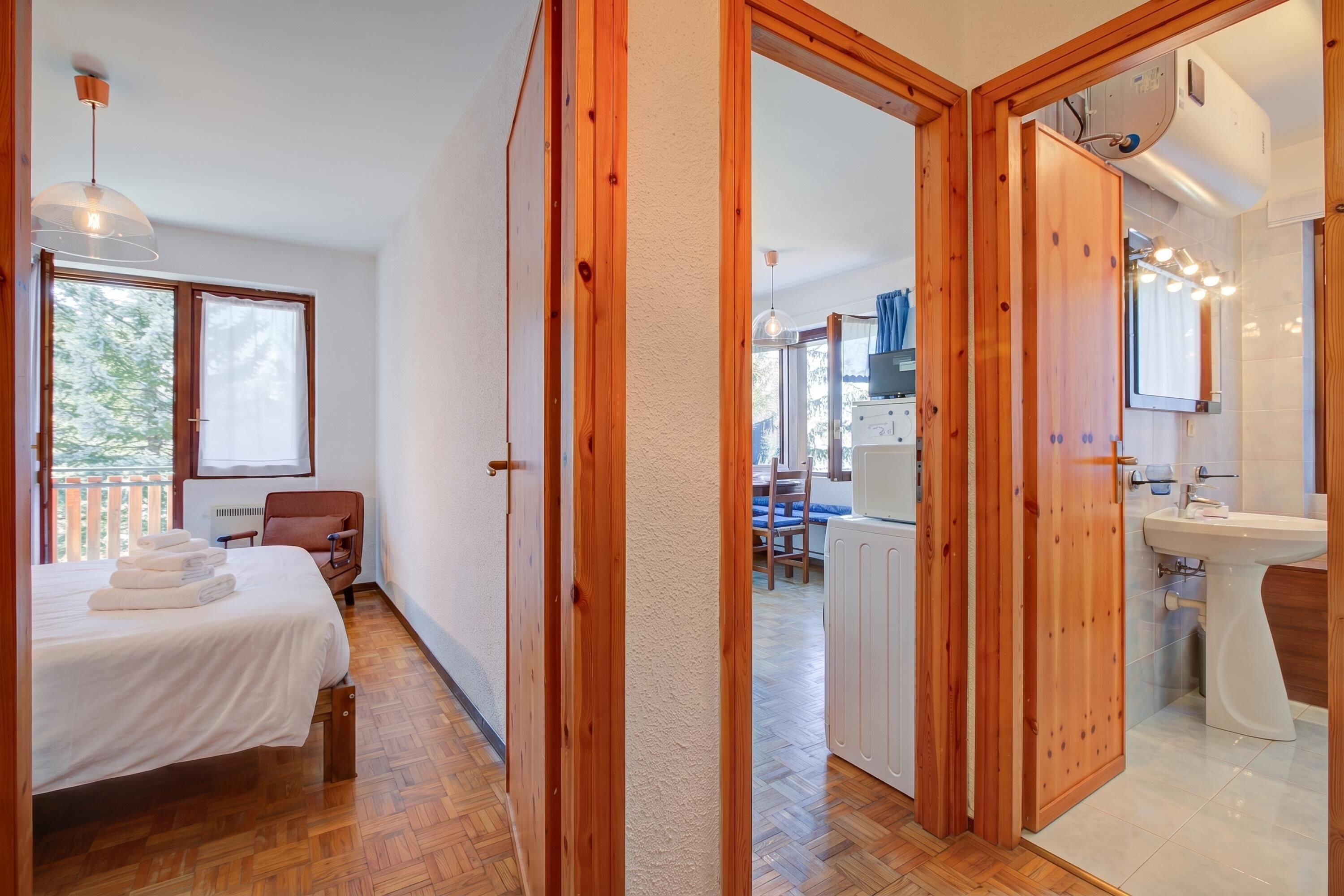 1 bedroom, free WiFi, bed sheets