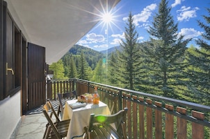 Standard Apartment, Multiple Bedrooms (Appartamento Il Rio) | Outdoor dining