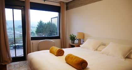 KH Lezama Suites