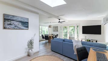 Fernseher, Videospiele, Arbeitsbereiche