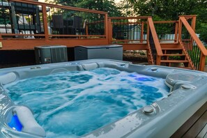 Bain à remous extérieur