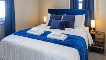 2 makuuhuonetta, silitysrauta/-lauta, Wi-Fi, vuodevaatteet