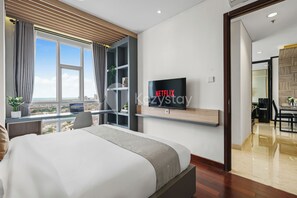 Appartement, 2 chambres, vue sur la ville | 2 chambres, fer et planche à repasser, accès au Wi-Fi (inclus)