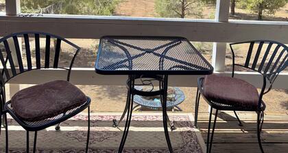 Kennedy Bluebird: off-grid cabin near SF Kern River