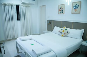 Phòng đôi Deluxe | Trang trí khác biệt, trang bị nội thất với thiết kế riêng biệt 