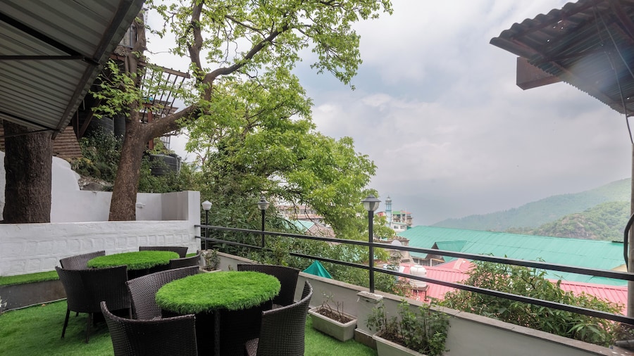 Hotel 30 Degree North Mussoorie
