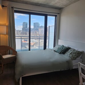 1 bedroom, WiFi, bed sheets