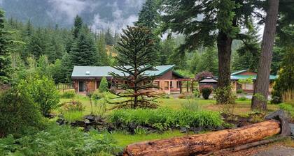 Hopes Hidden Gem, Two Bedroom Cozy House.