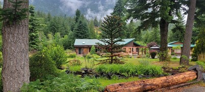 Hopes Hidden Gem, Two Bedroom Cozy House.