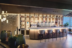 Bar (on property) - AMONTI Chalets (Campo Tures)