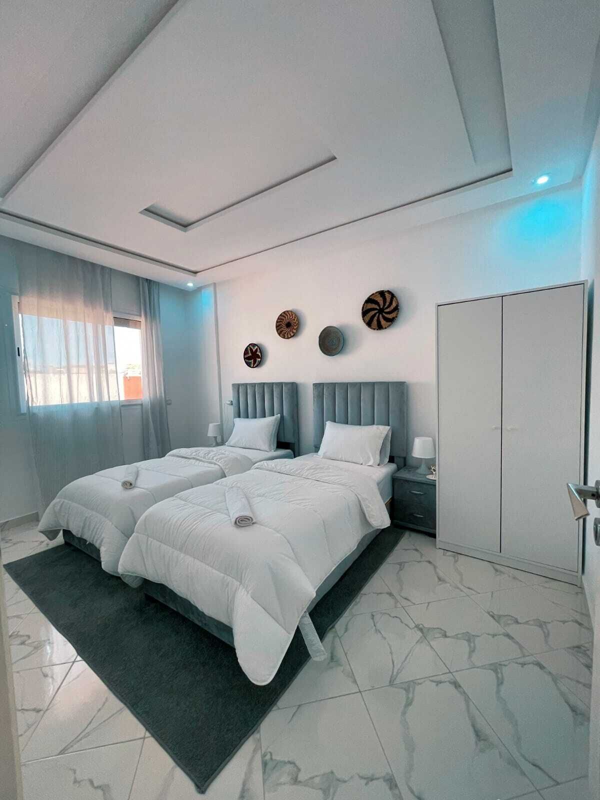 1 chambre, fer et planche à repasser, Wi-Fi, draps fournis