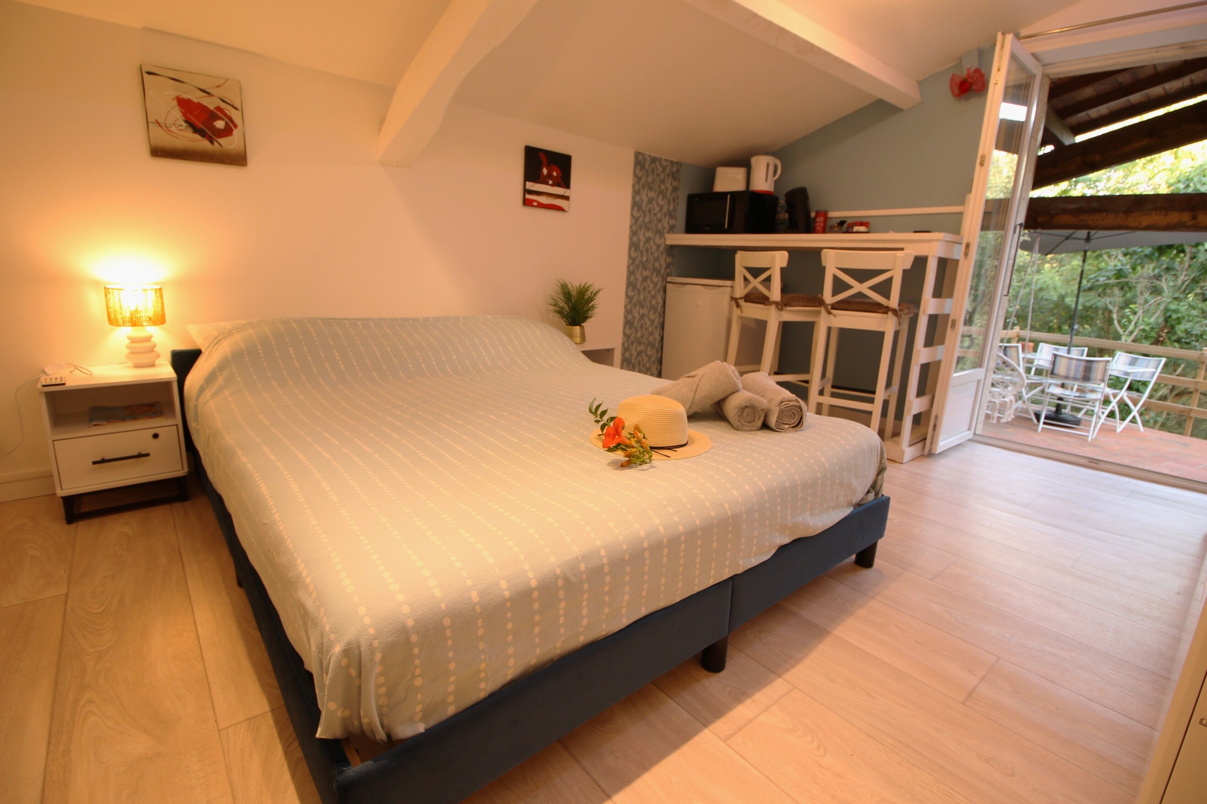 1 chambre, Wi-Fi gratuit, draps fournis