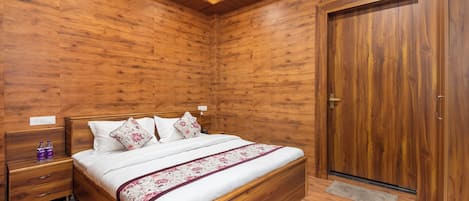 Habitación Deluxe | Tabla de planchar con plancha y wifi gratis