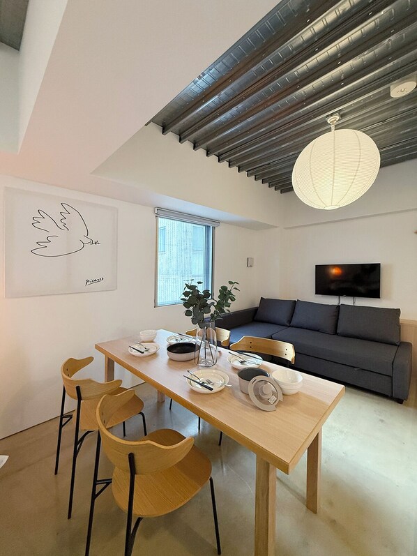 Tabla de planchar con plancha y wifi gratis 