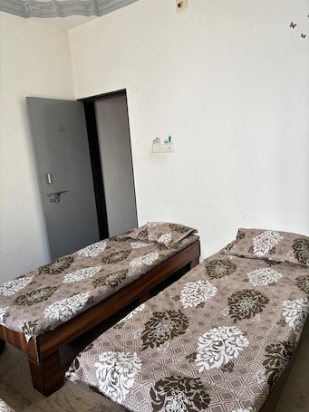 Standard Double or Twin Room | Free WiFi