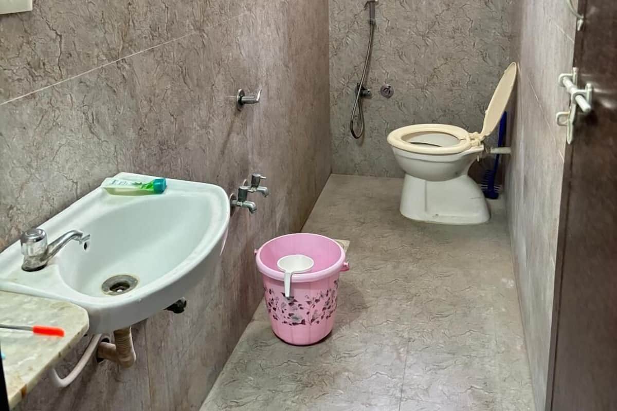 Standard-Doppel- oder -Zweibettzimmer | Badezimmer
