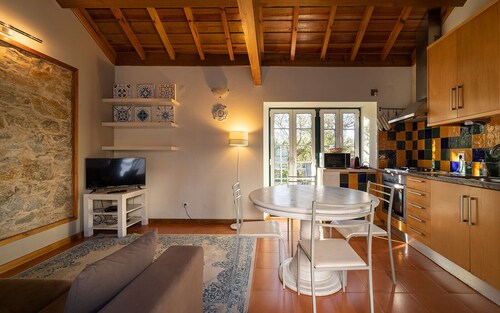 Hidden Jewel Villa, Quinta da Boa Vida: 2 Bedroom Villa with Pool