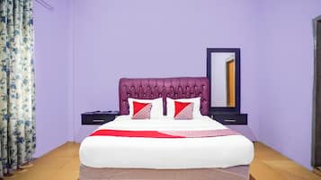 Standard Suite, 1 Double Bed | 1 bedroom, desk, free WiFi, bed sheets