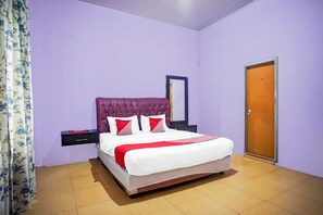 Phòng Suite Tiêu chuẩn, 1 giường đôi | Bàn, truy cập Internet không dây miễn phí, bộ trải giường 