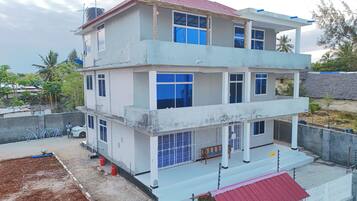 Apartment, 2 Bedrooms, Balcony, Ocean View | Exterior