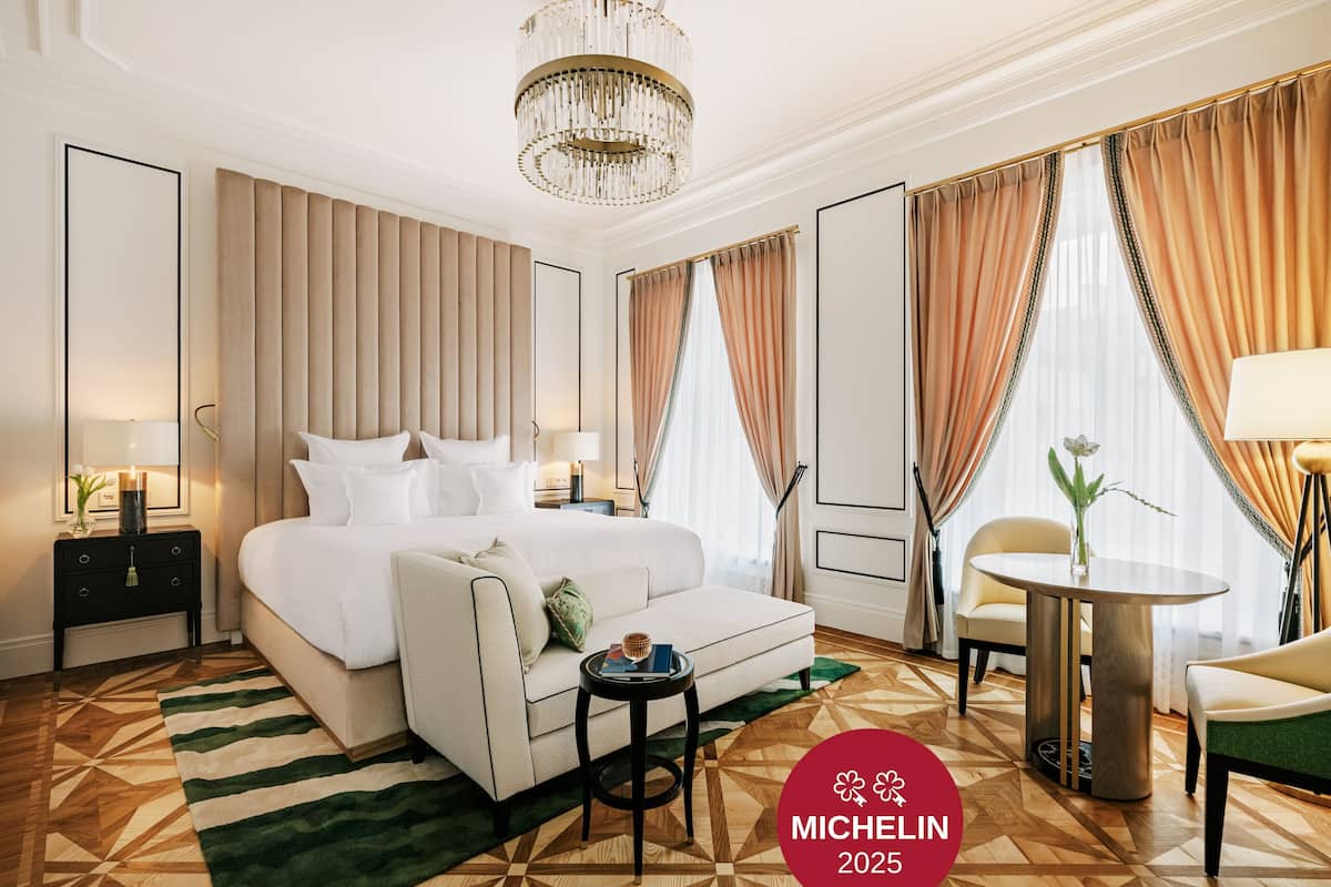 1 bedroom, premium bedding, down duvets, Select Comfort beds