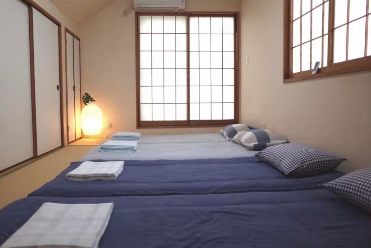 4 chambres, fer et planche à repasser, Wi-Fi