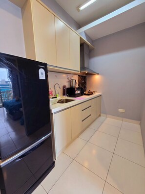 Private kitchen - Neo Mutiara Damansara Studio 2PAX 1CP (Petaling Jaya)