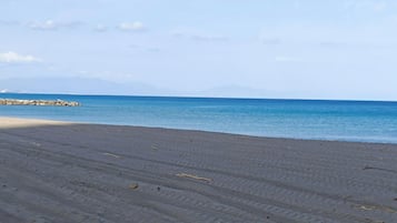 Na praia