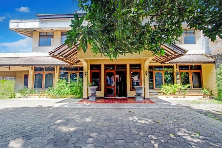 Fachada de la propiedad