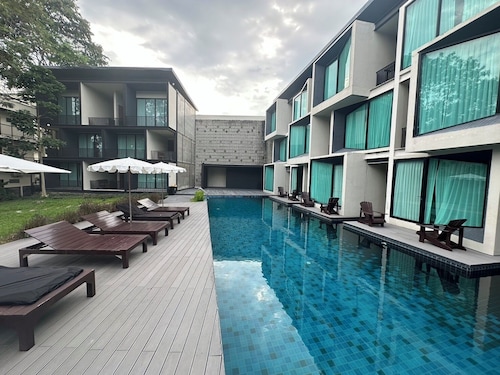 Stellars Samed Resort