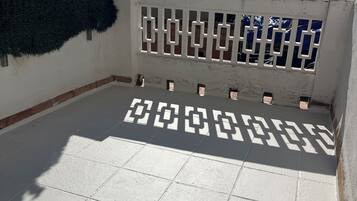 Enceinte de lâhĂ©bergement