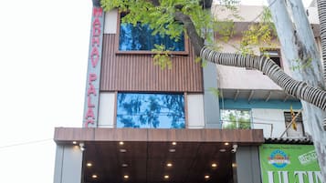 Fachada da propriedade